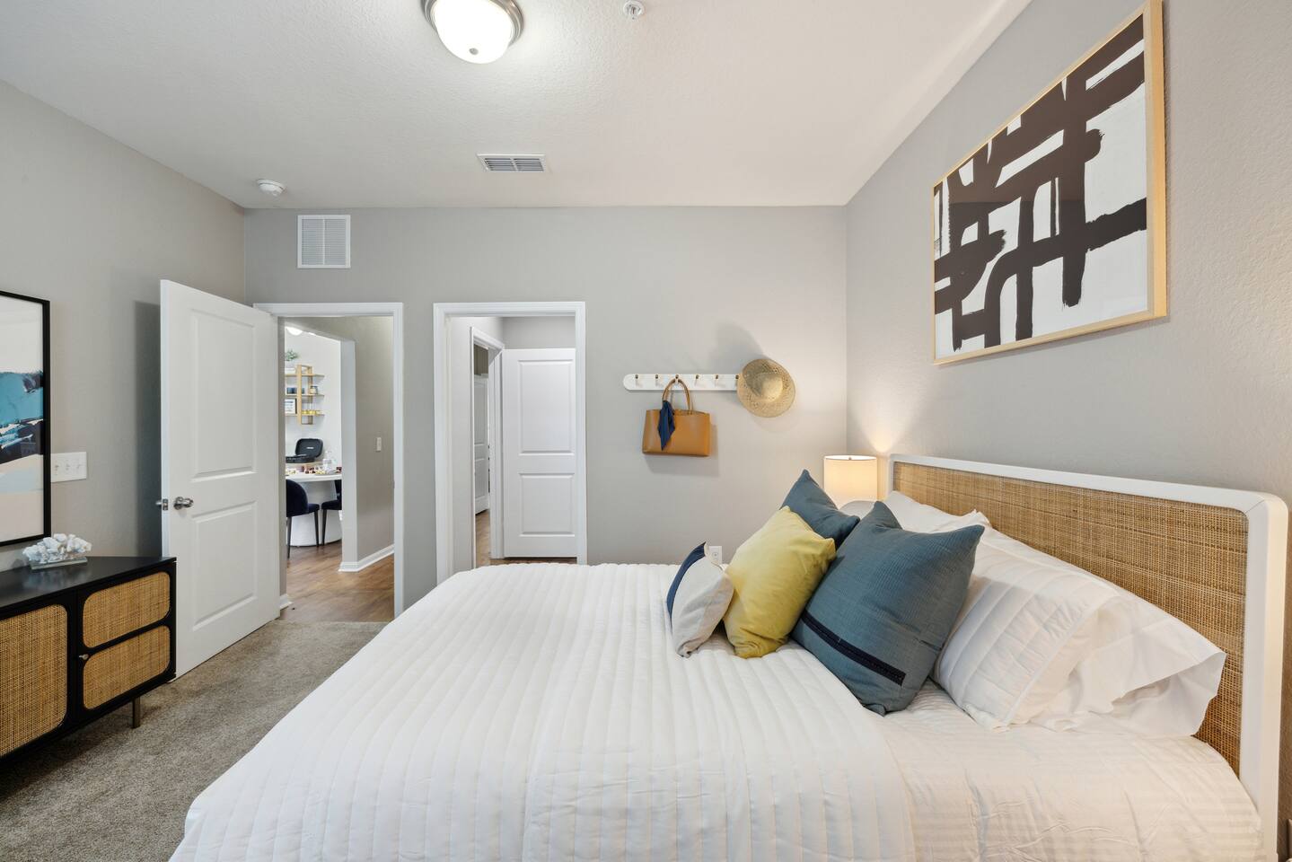 , an Airbnb-friendly apartment in Panama City Beach, FL