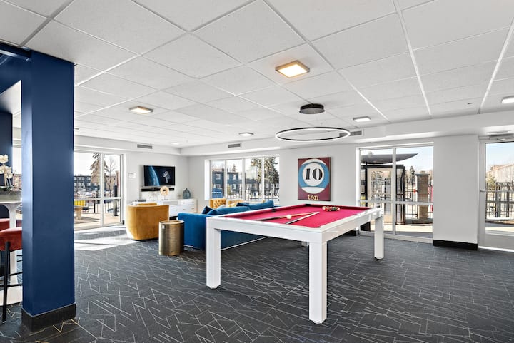 RGVtYW5kUGljdHVyZToyMDI5NzM1Njg2