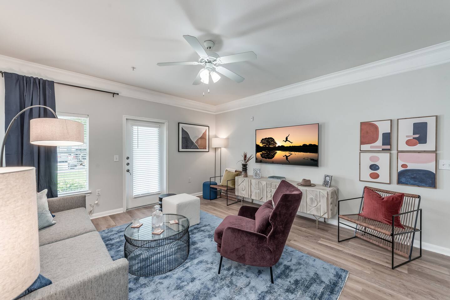 , an Airbnb-friendly apartment in Houston, TX