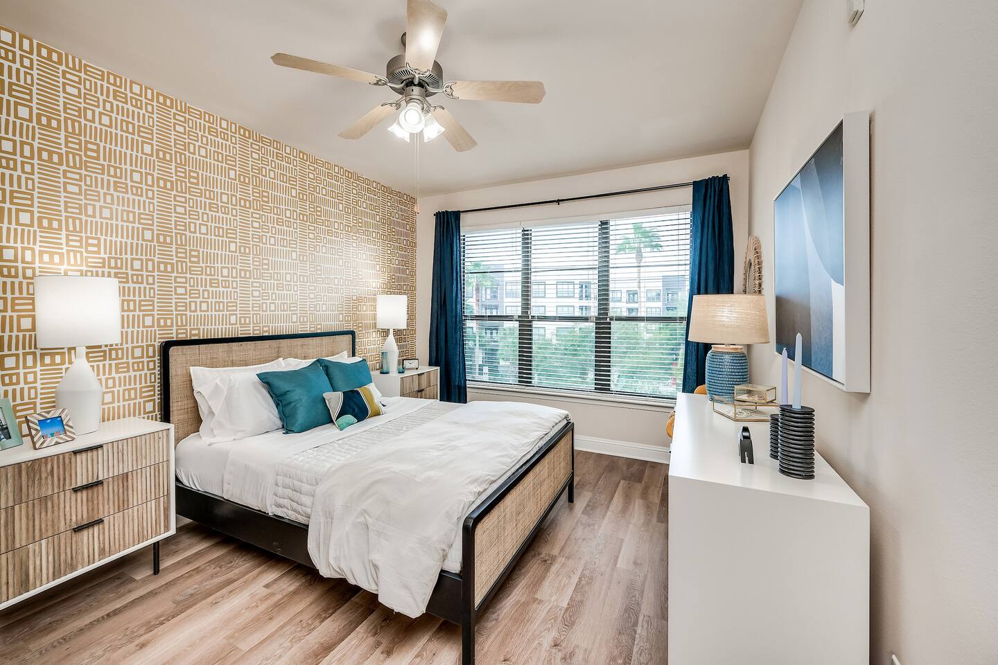 , an Airbnb-friendly apartment in Houston, TX