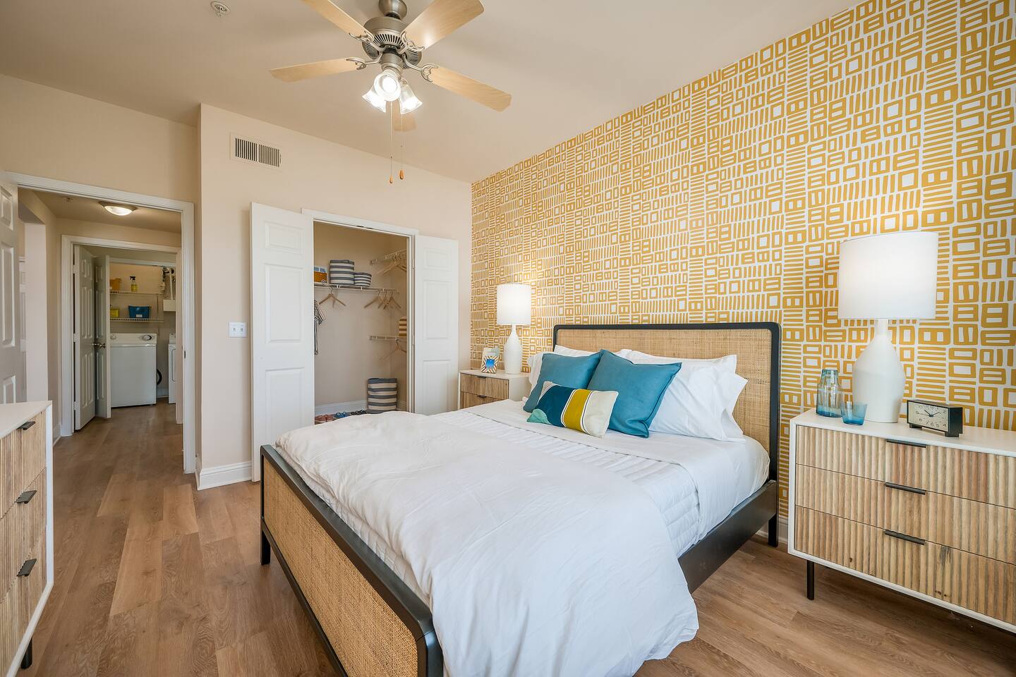 , an Airbnb-friendly apartment in Houston, TX