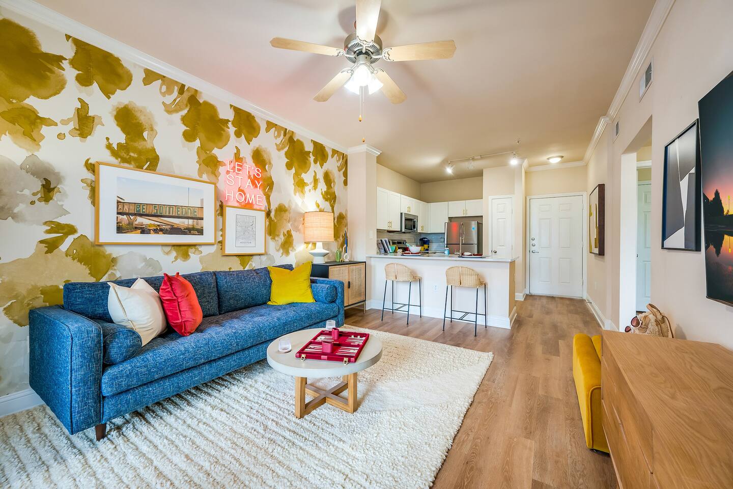 , an Airbnb-friendly apartment in Houston, TX