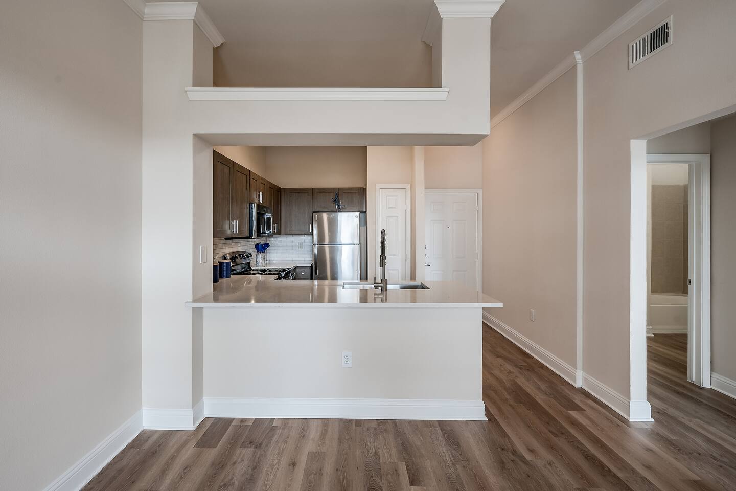 , an Airbnb-friendly apartment in Houston, TX