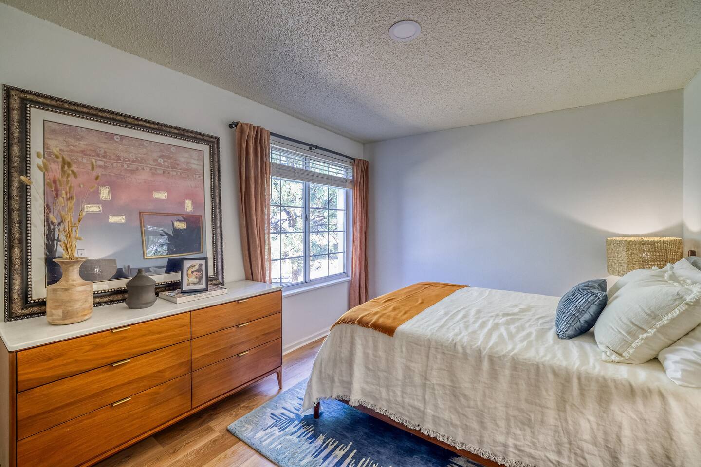 , an Airbnb-friendly apartment in Denver, CO