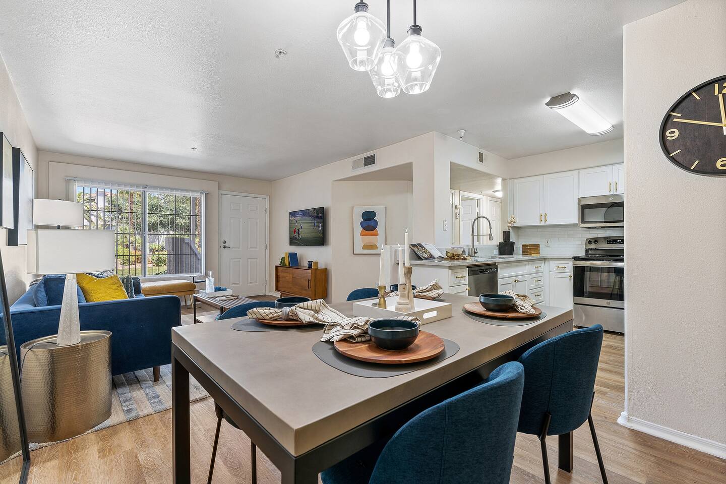 , an Airbnb-friendly apartment in Tempe, AZ