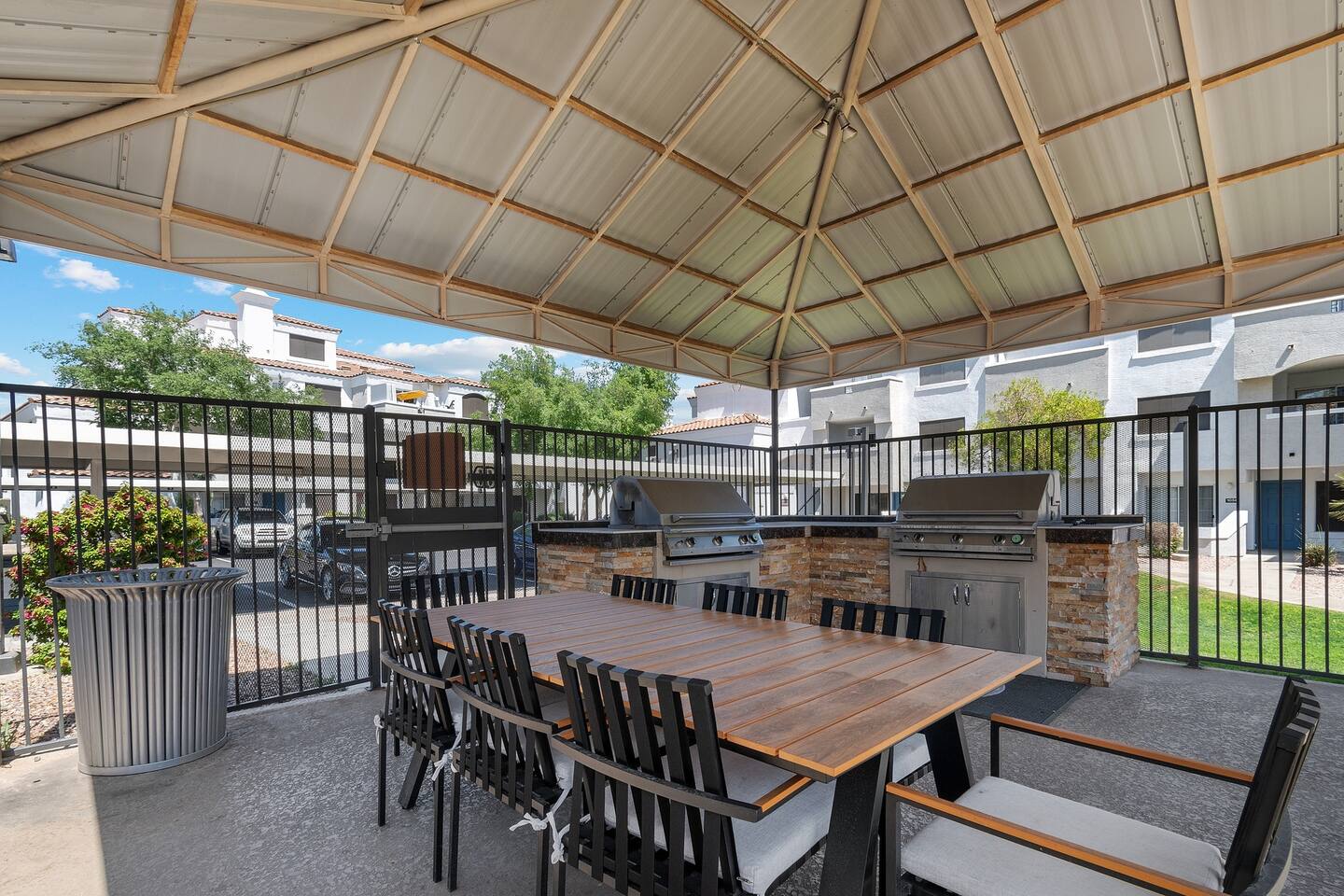 , an Airbnb-friendly apartment in Tempe, AZ