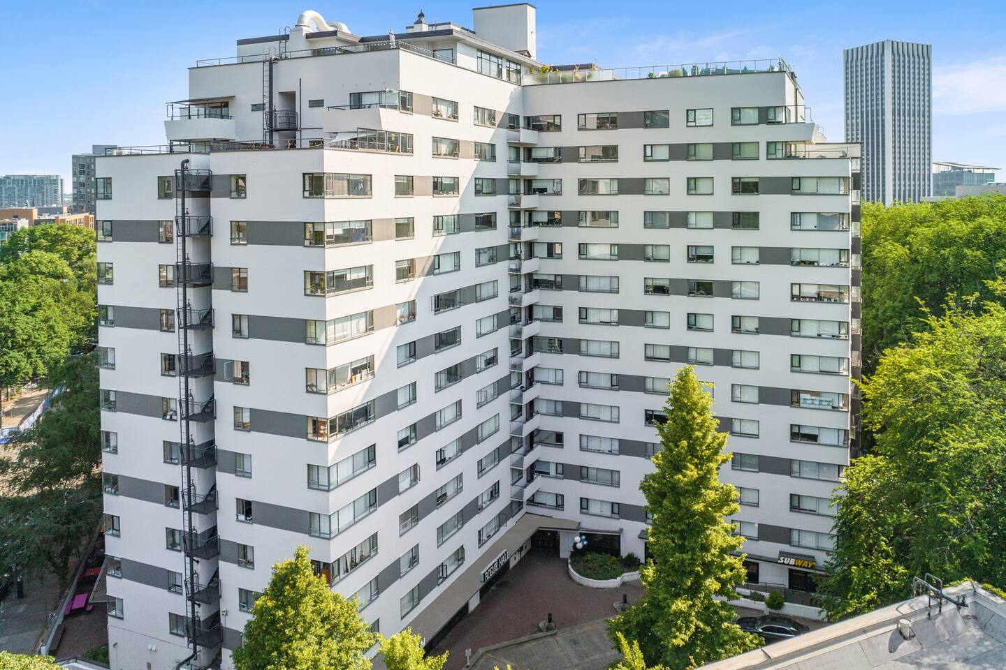 , an Airbnb-friendly apartment in Portland, OR
