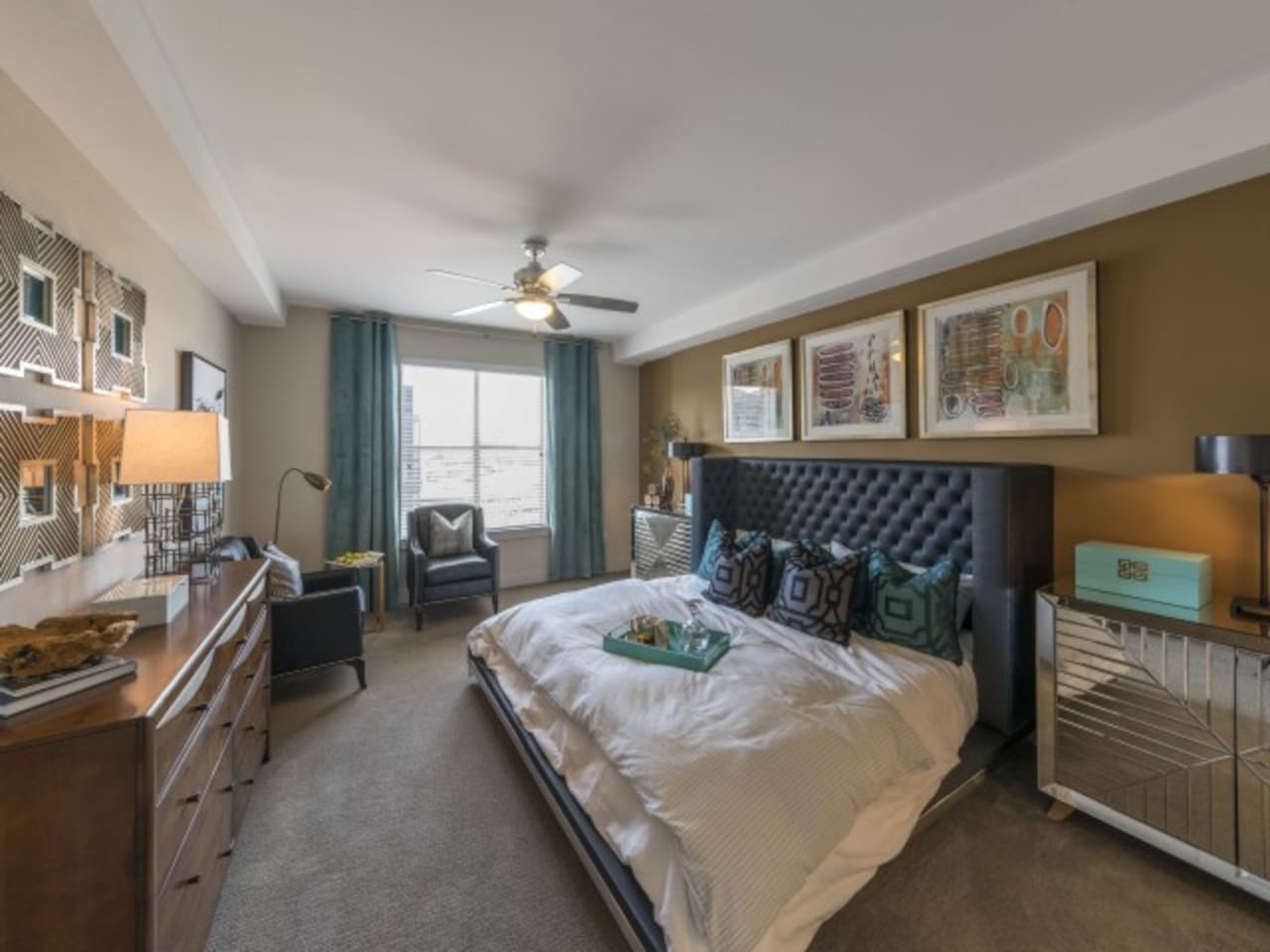 , an Airbnb-friendly apartment in Dallas, TX