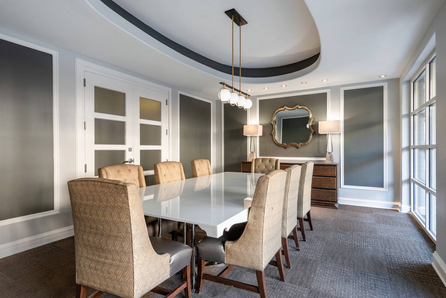 Alternate view of Bailey's Crossing, an Airbnb-friendly apartment in Alexandria, VA