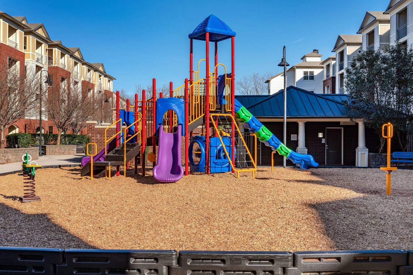 , an Airbnb-friendly apartment in Alexandria, VA