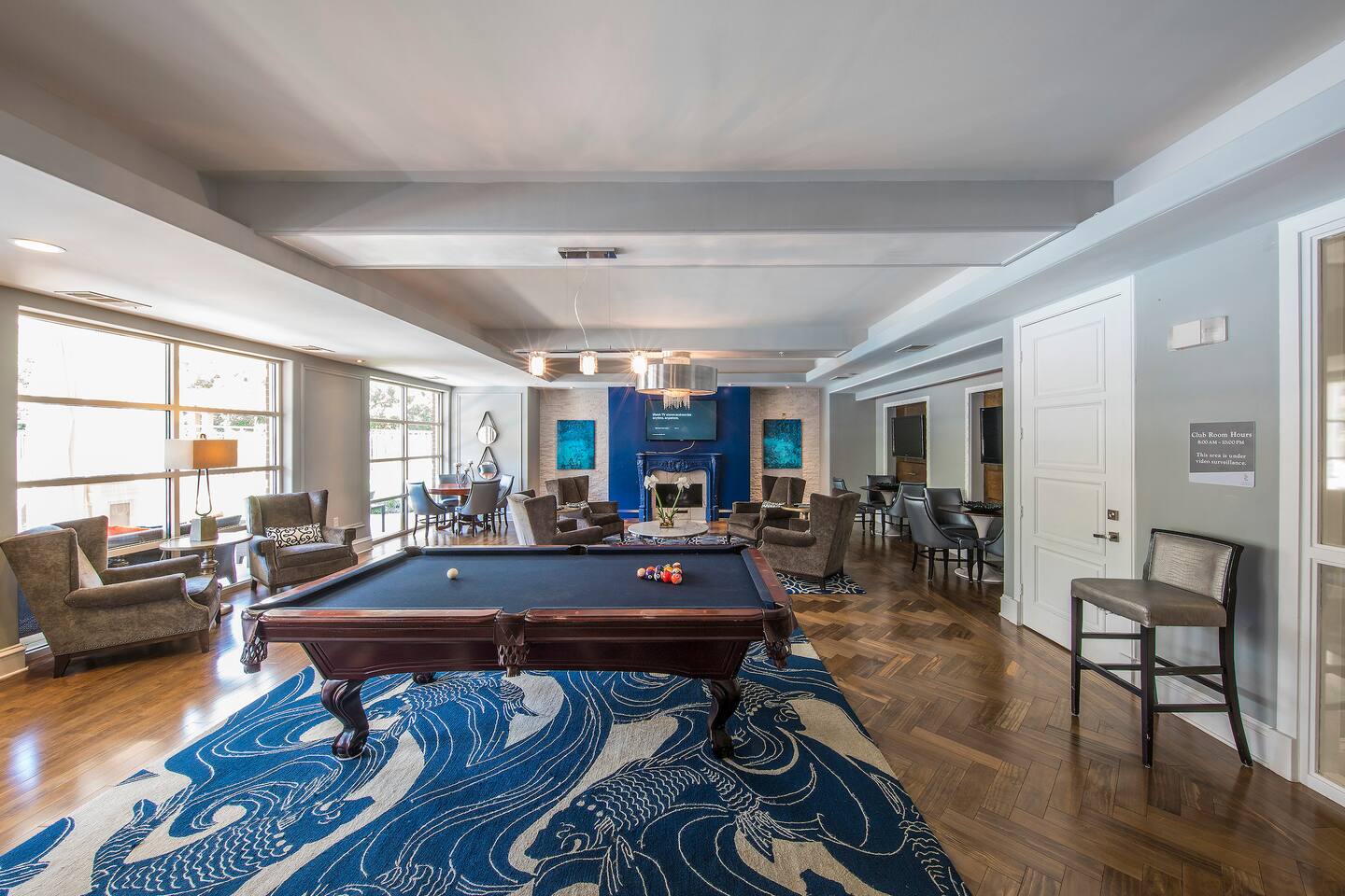 , an Airbnb-friendly apartment in Alexandria, VA
