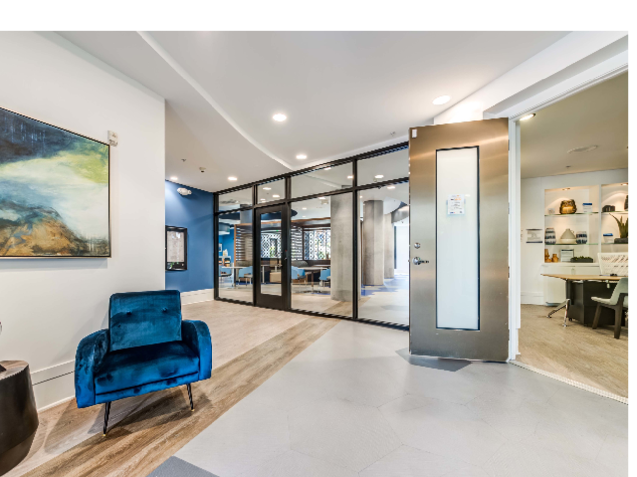 , an Airbnb-friendly apartment in North Hollywood, CA