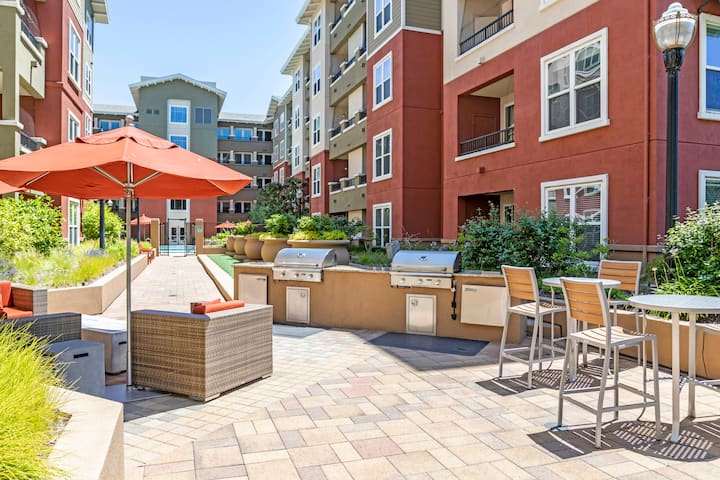 RGVtYW5kUGljdHVyZToxOTQzMTA0NDQ5