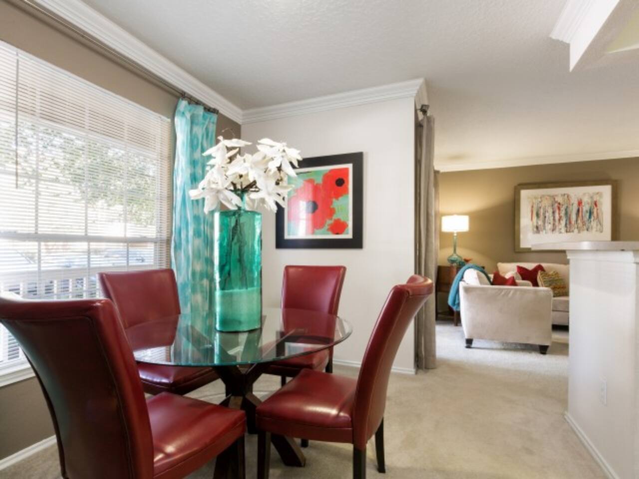 , an Airbnb-friendly apartment in Houston, TX