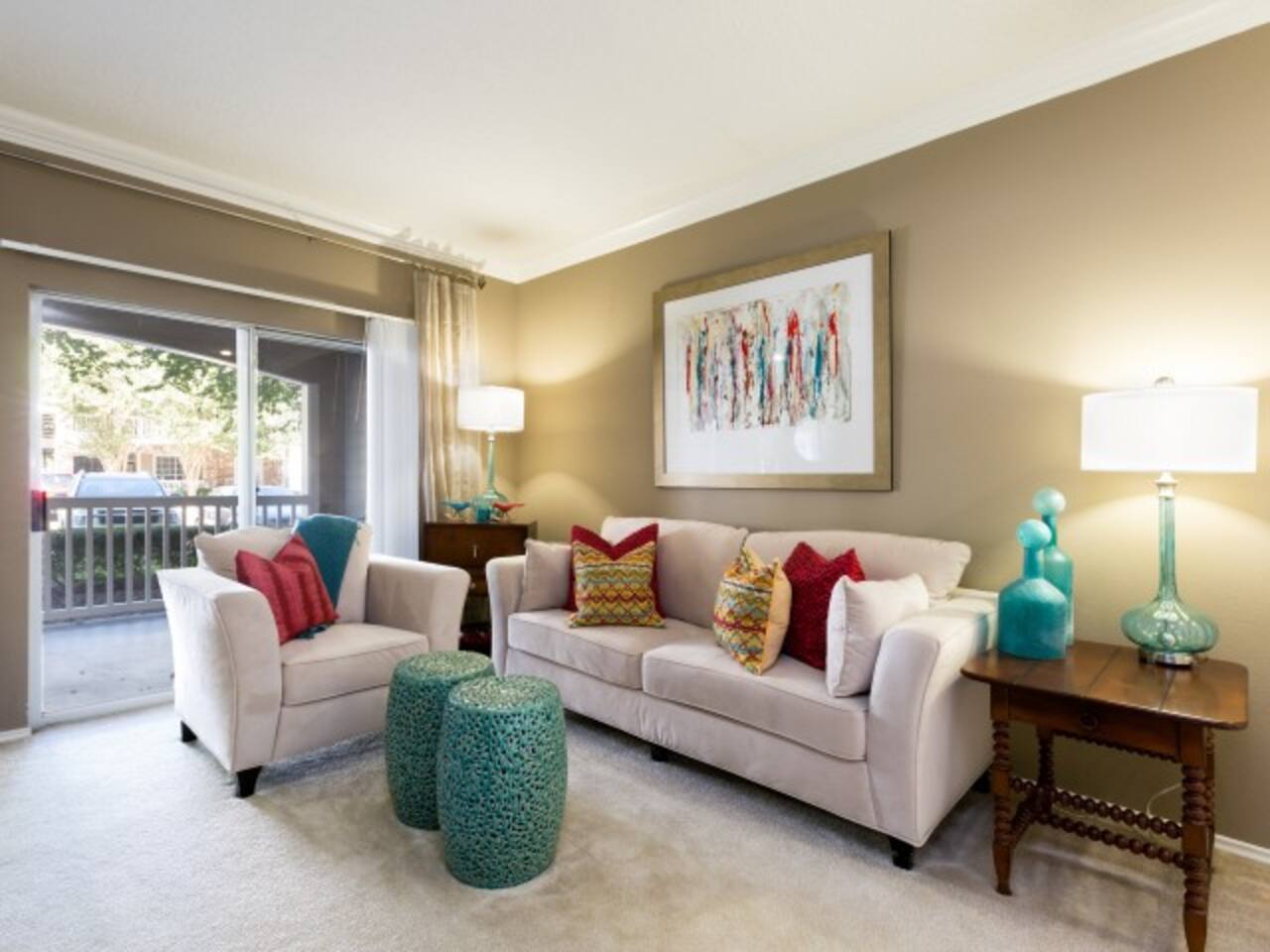 , an Airbnb-friendly apartment in Houston, TX