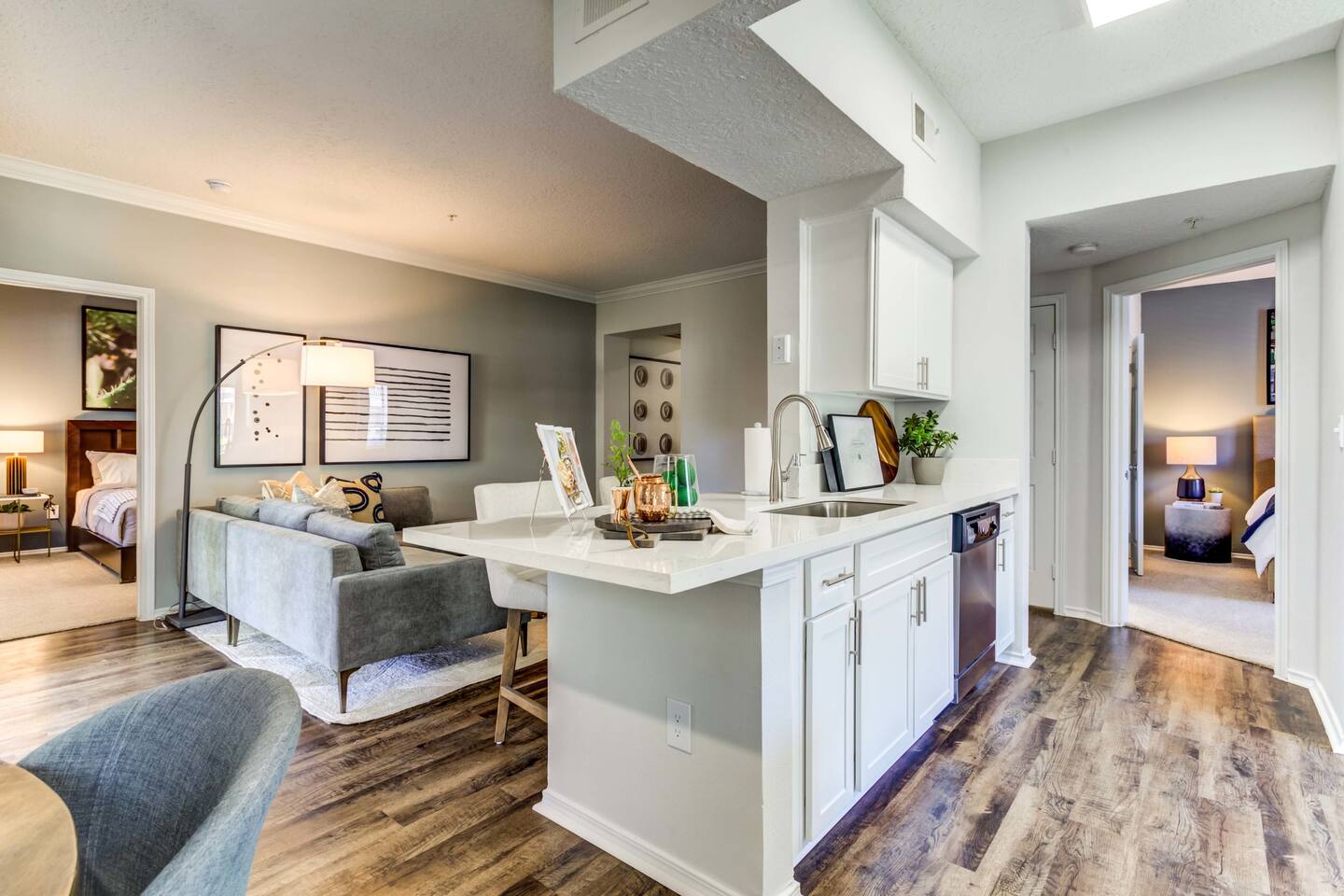 , an Airbnb-friendly apartment in Houston, TX