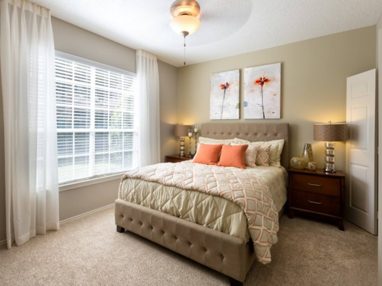 , an Airbnb-friendly apartment in Houston, TX