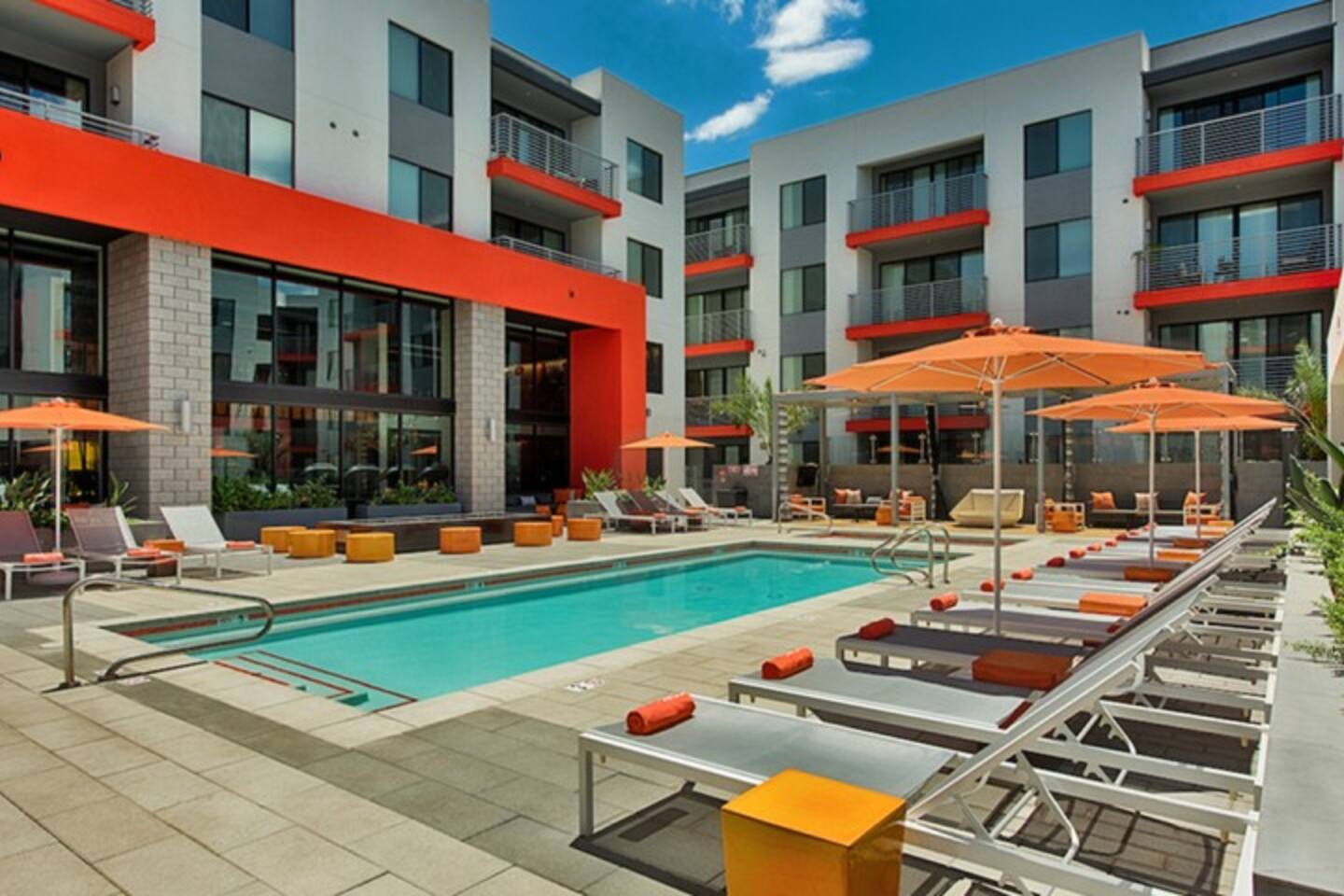 , an Airbnb-friendly apartment in Scottsdale, AZ