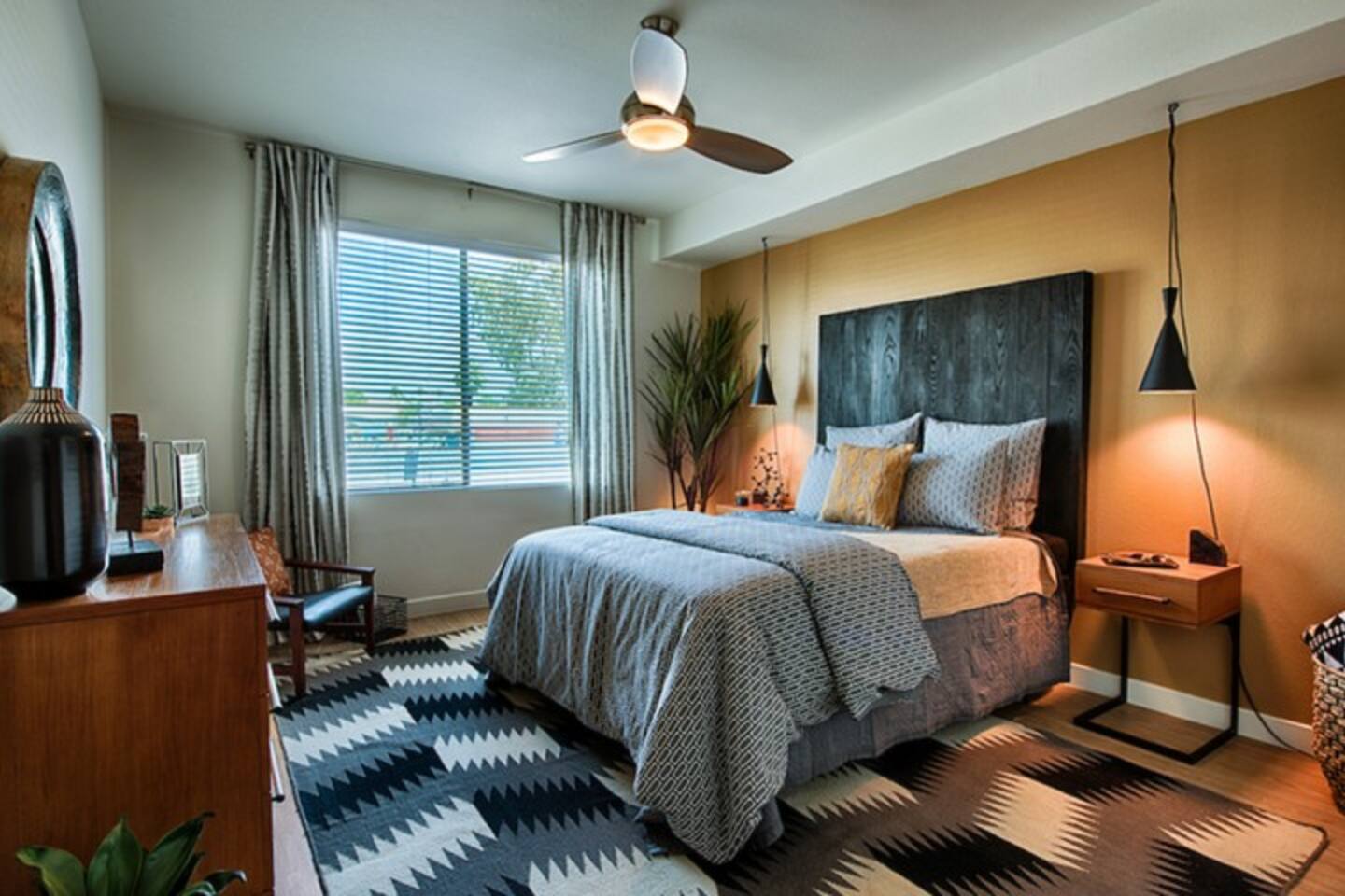 , an Airbnb-friendly apartment in Scottsdale, AZ