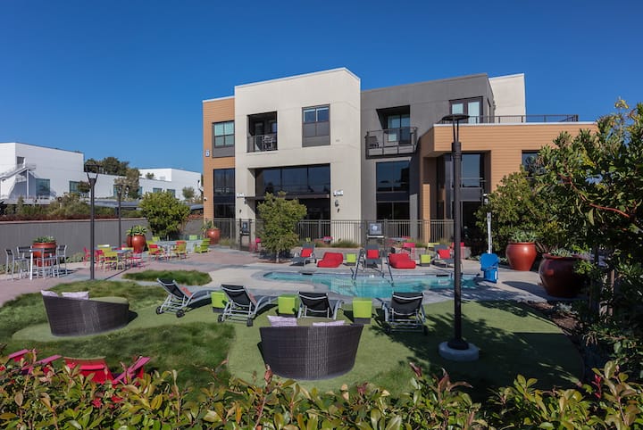 RGVtYW5kUGljdHVyZToxOTQzMTU3MzY5