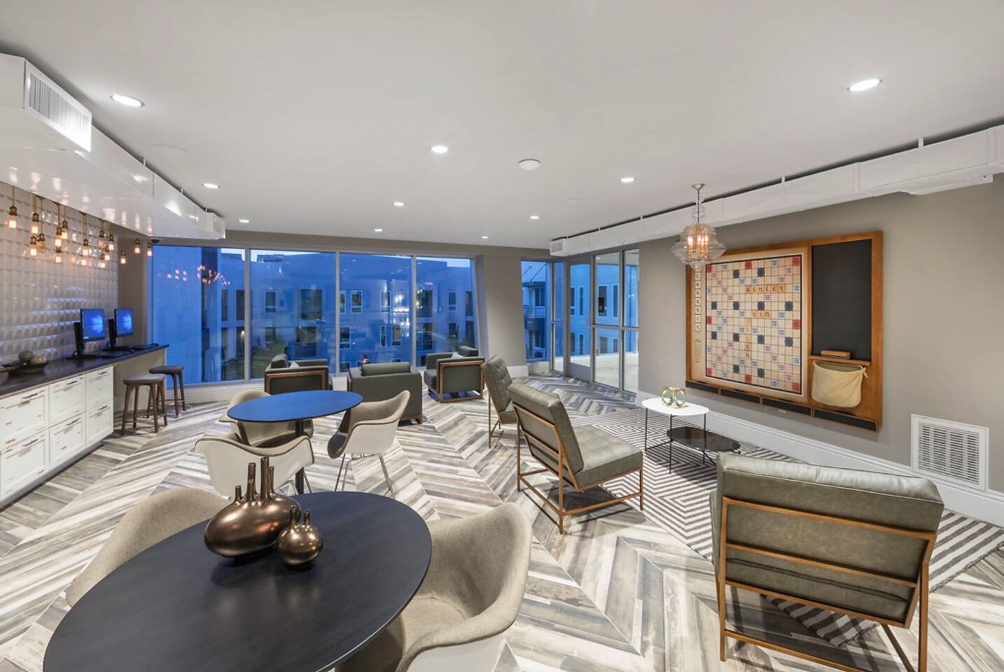 , an Airbnb-friendly apartment in Los Angeles, CA