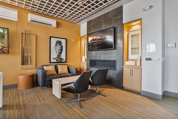 RGVtYW5kUGljdHVyZToyMTg0MTE5NTU5