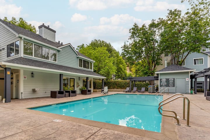 RGVtYW5kUGljdHVyZToxOTQzMTU0NDc1