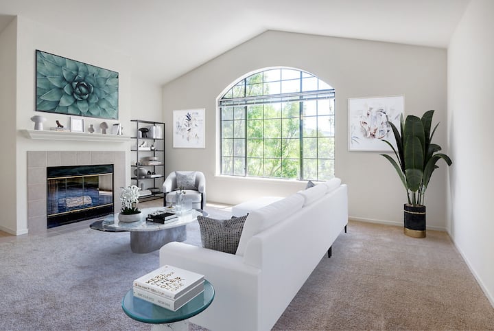 RGVtYW5kUGljdHVyZToxOTQzMTU0NDgy