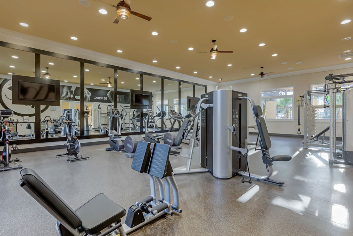 , an Airbnb-friendly apartment in San Diego, CA