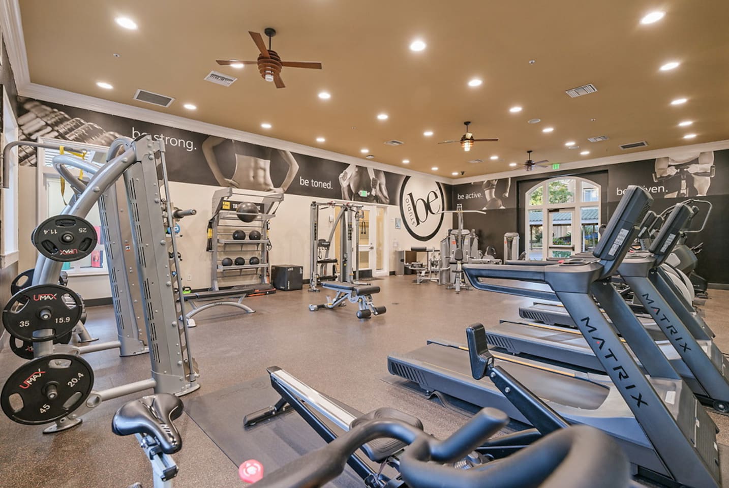 , an Airbnb-friendly apartment in San Diego, CA