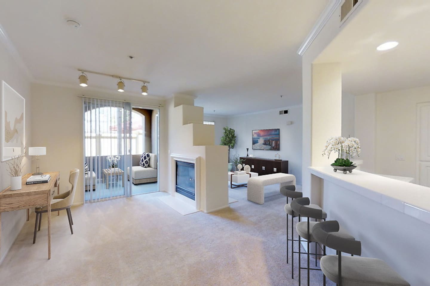 , an Airbnb-friendly apartment in San Diego, CA