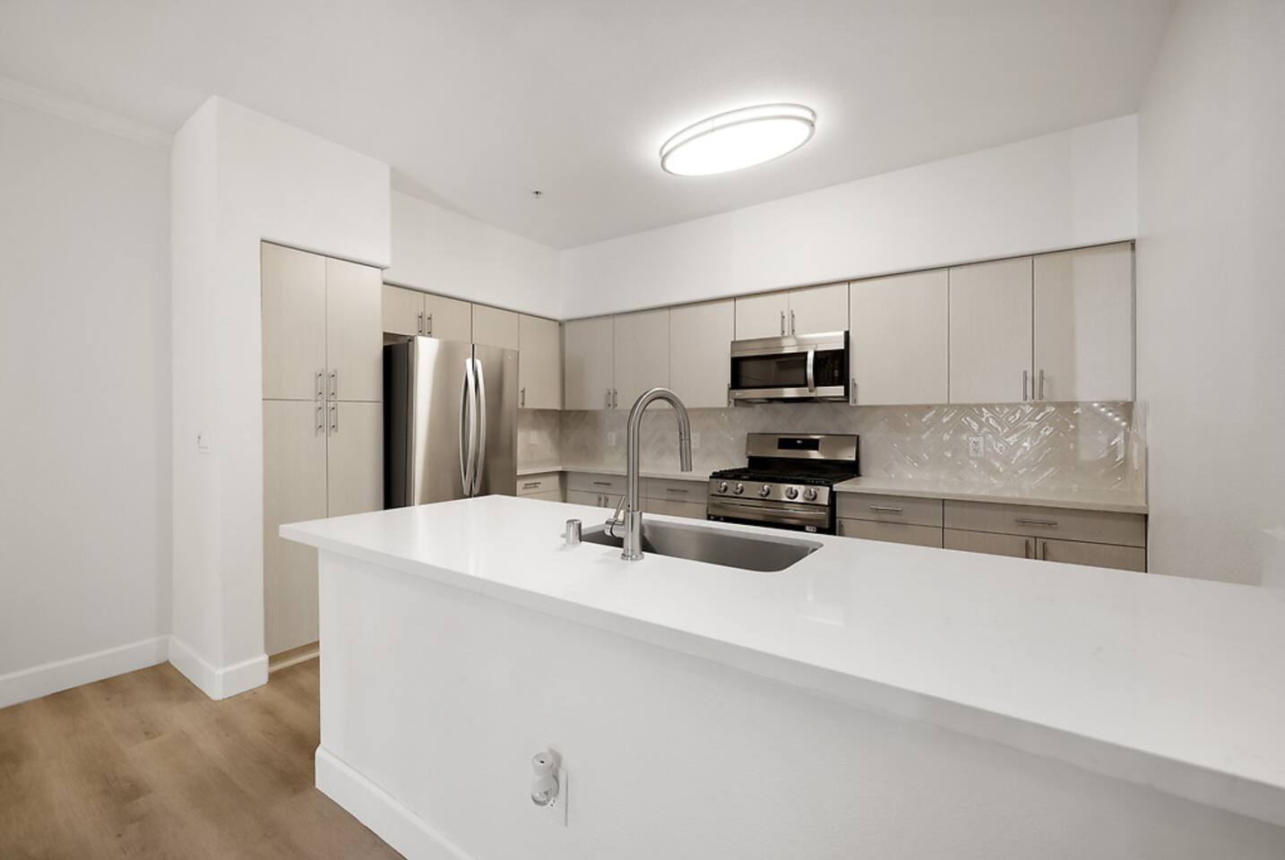, an Airbnb-friendly apartment in San Diego, CA