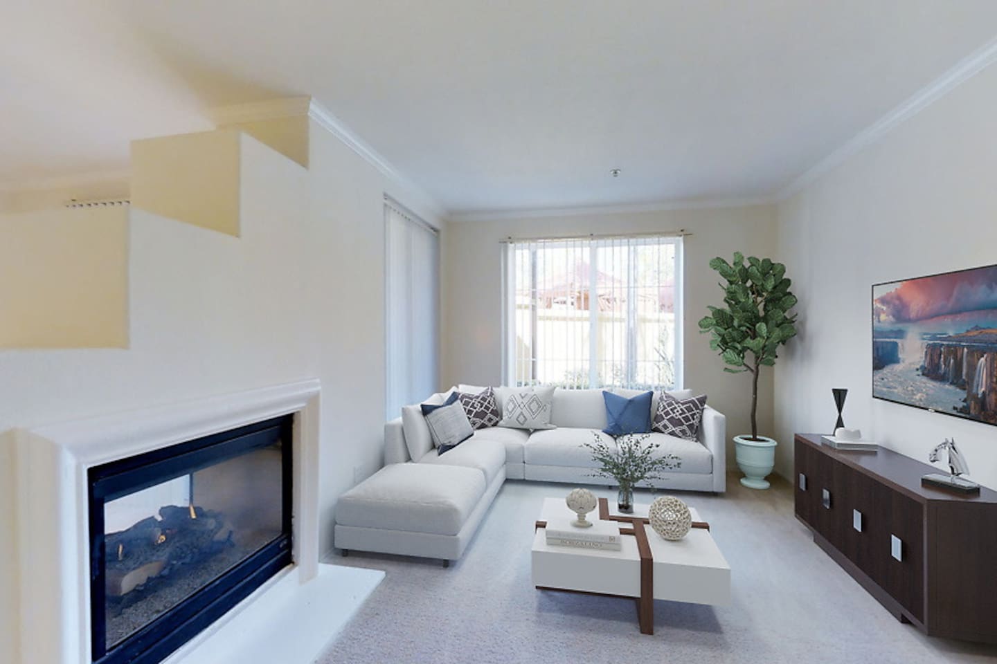 , an Airbnb-friendly apartment in San Diego, CA