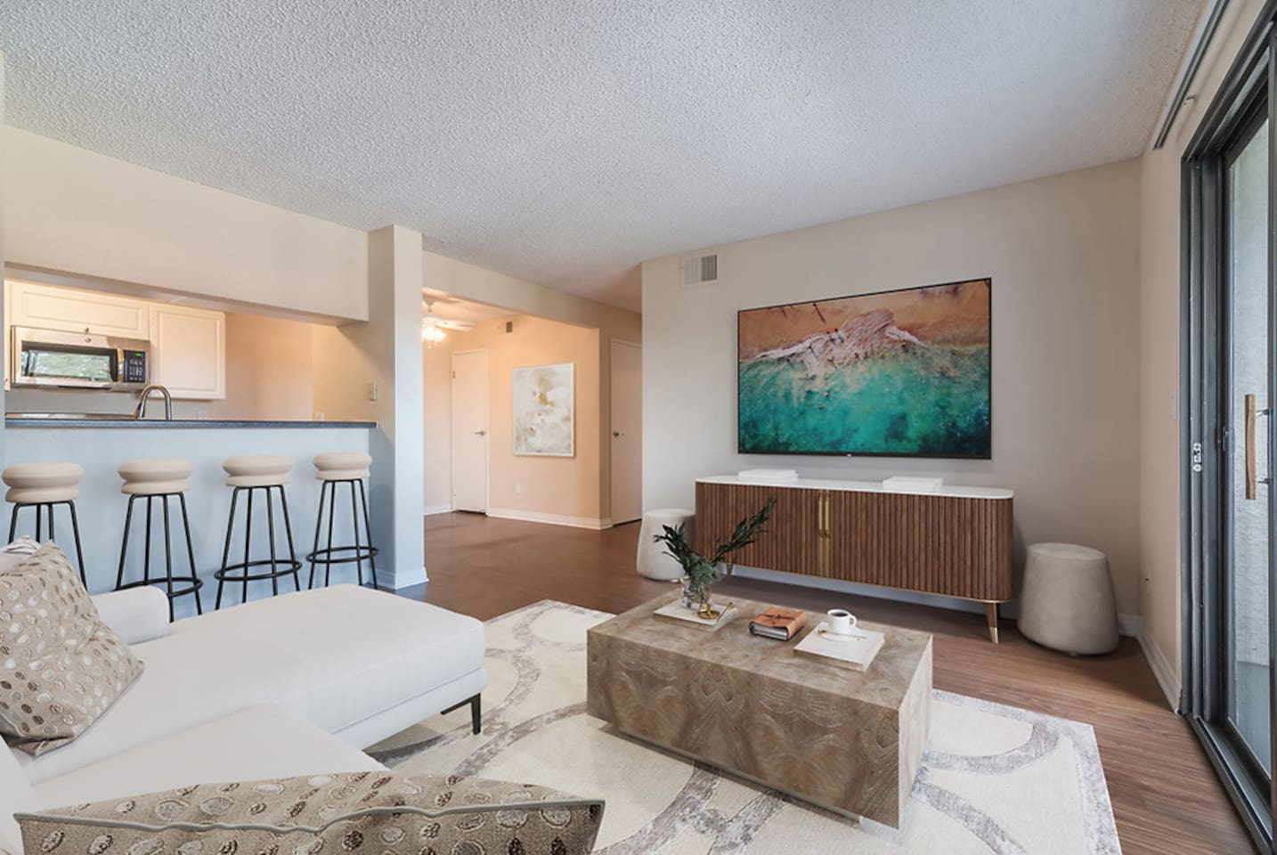, an Airbnb-friendly apartment in San Diego, CA