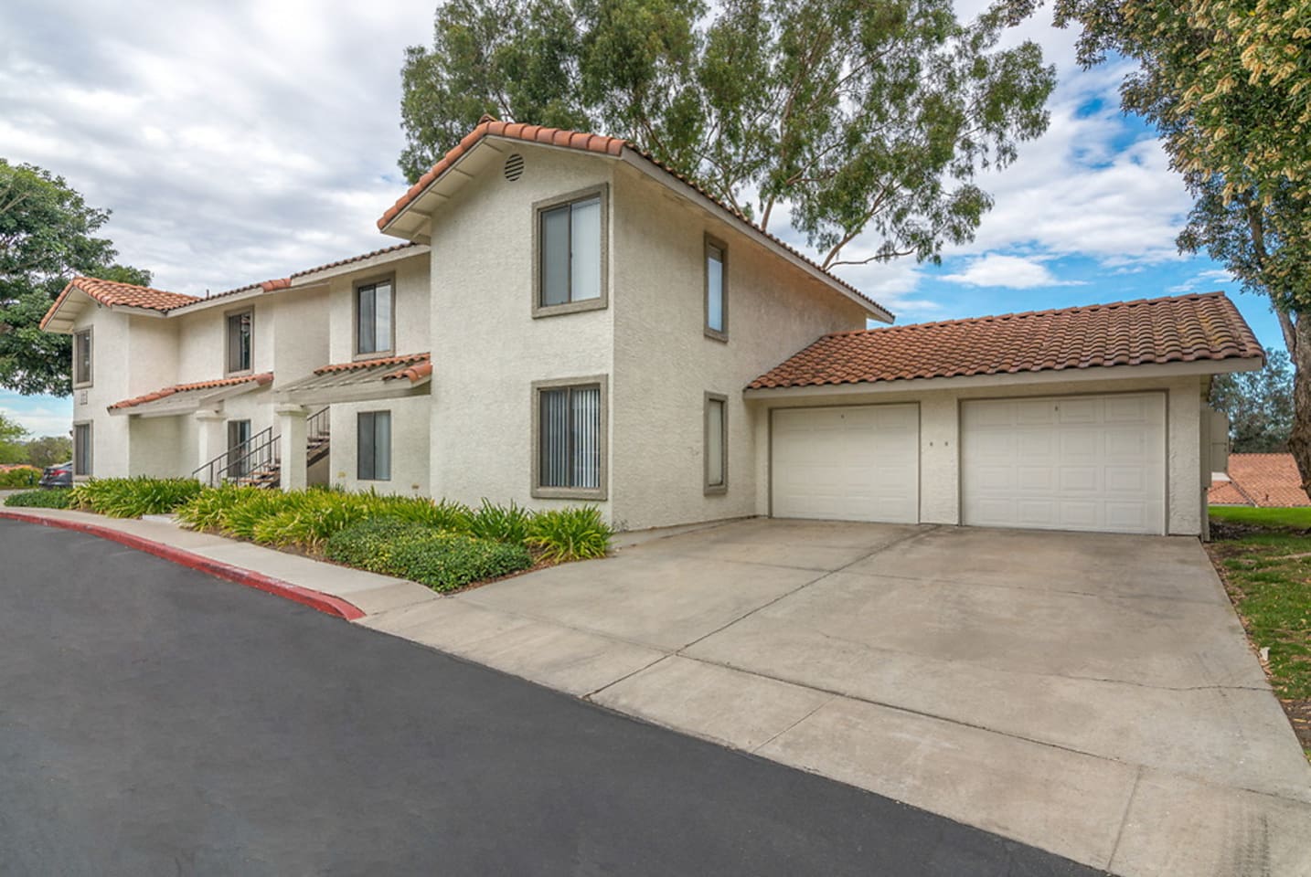 , an Airbnb-friendly apartment in San Diego, CA