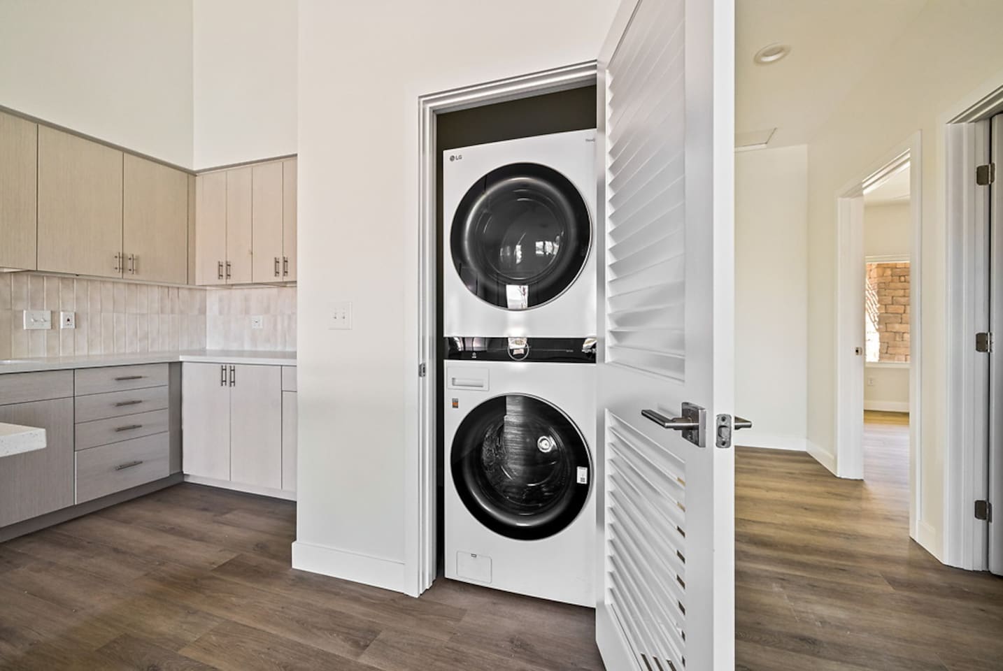 , an Airbnb-friendly apartment in San Diego, CA