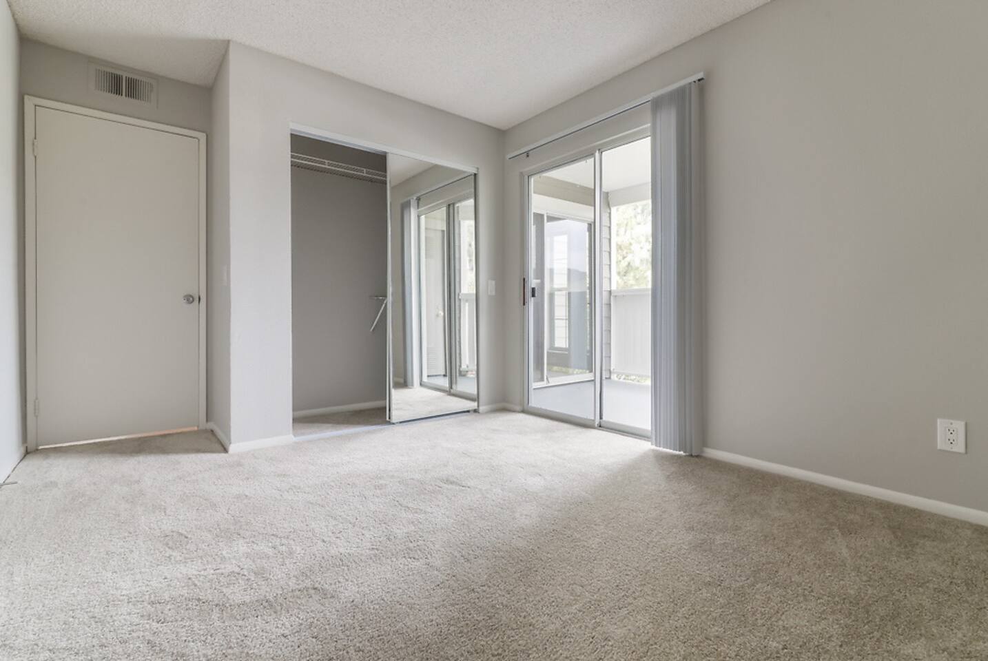 , an Airbnb-friendly apartment in San Diego, CA
