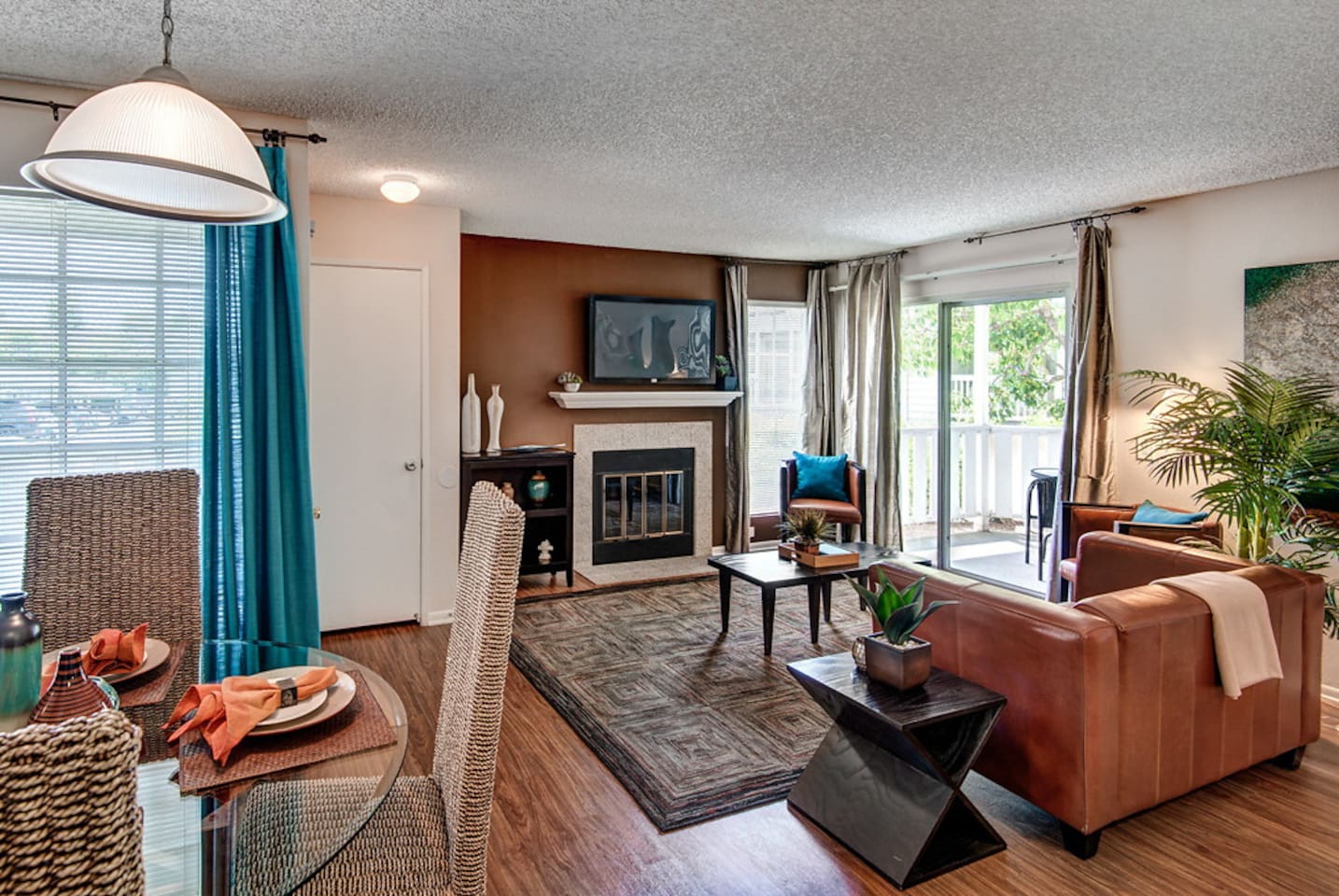 , an Airbnb-friendly apartment in San Diego, CA