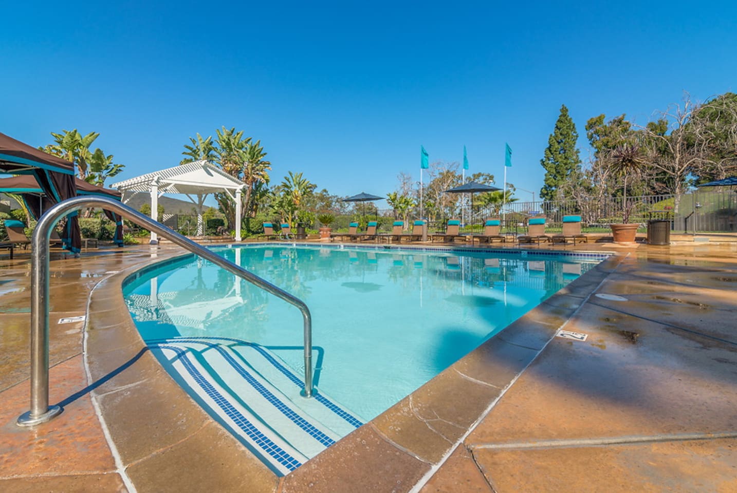 , an Airbnb-friendly apartment in San Diego, CA