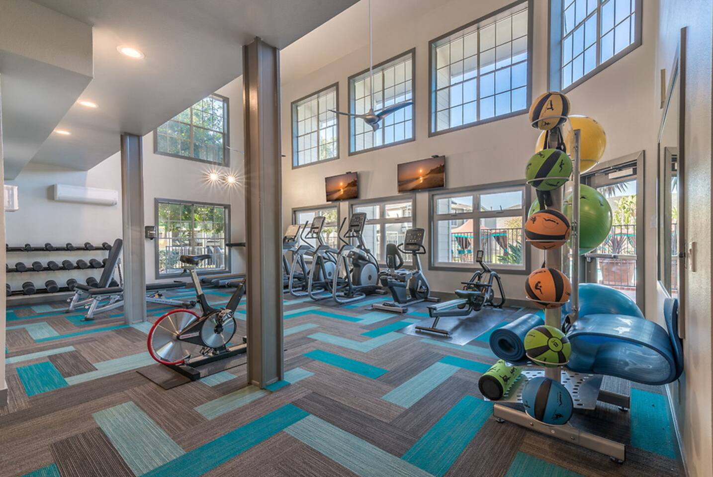 , an Airbnb-friendly apartment in San Diego, CA
