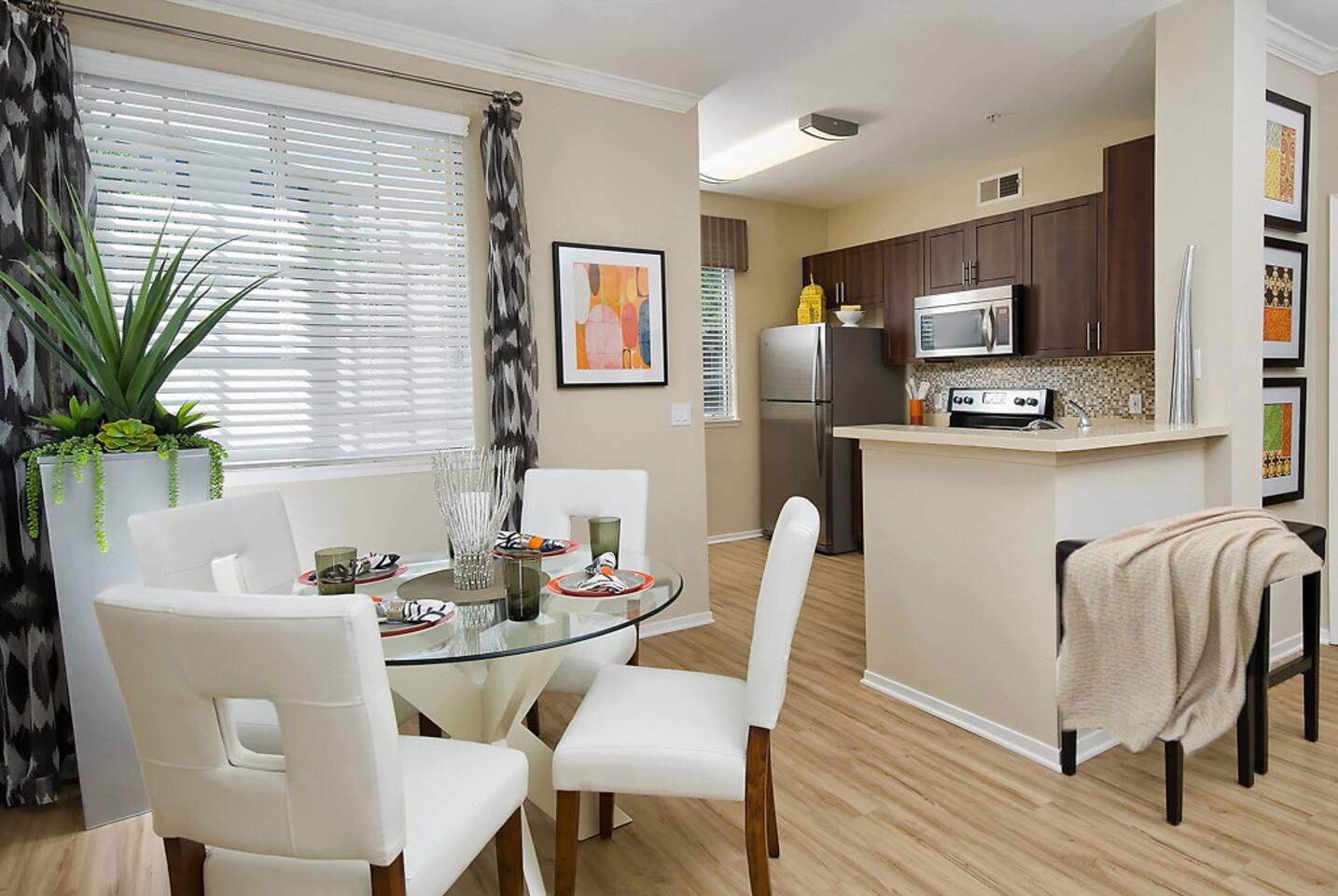 , an Airbnb-friendly apartment in San Diego, CA
