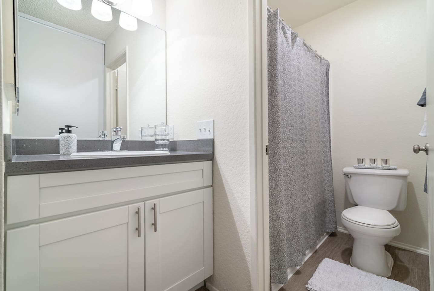 , an Airbnb-friendly apartment in San Diego, CA