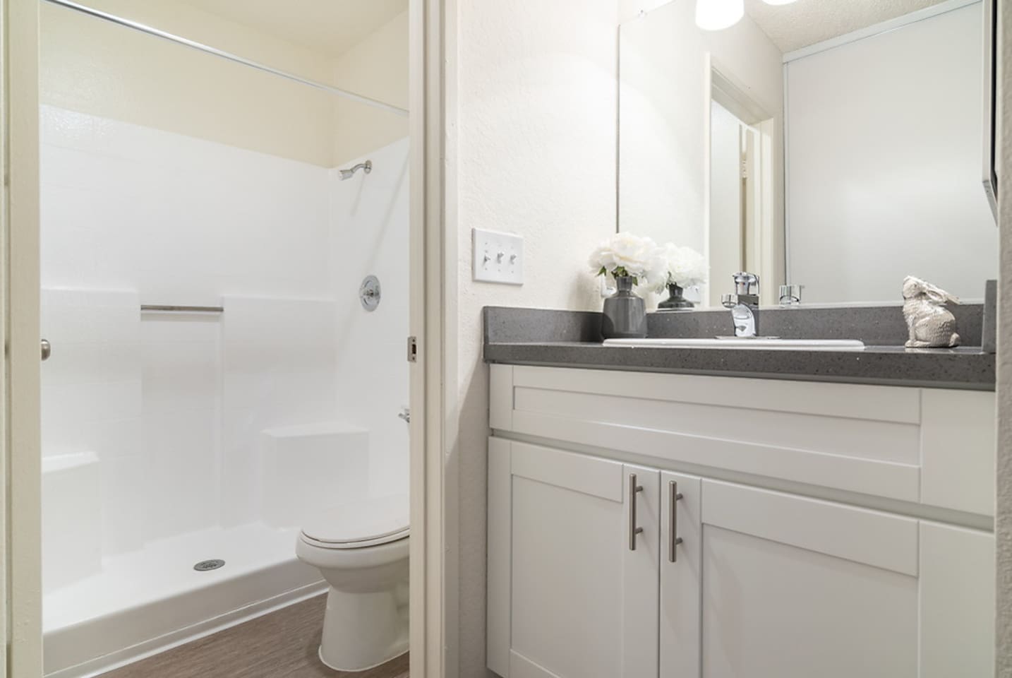 , an Airbnb-friendly apartment in San Diego, CA