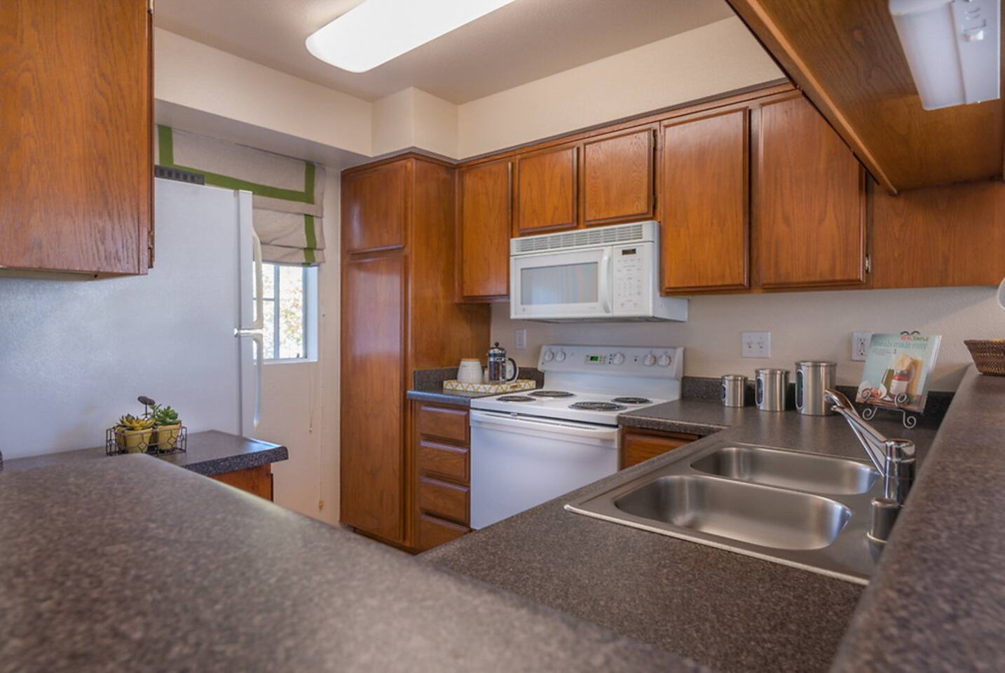 , an Airbnb-friendly apartment in San Diego, CA