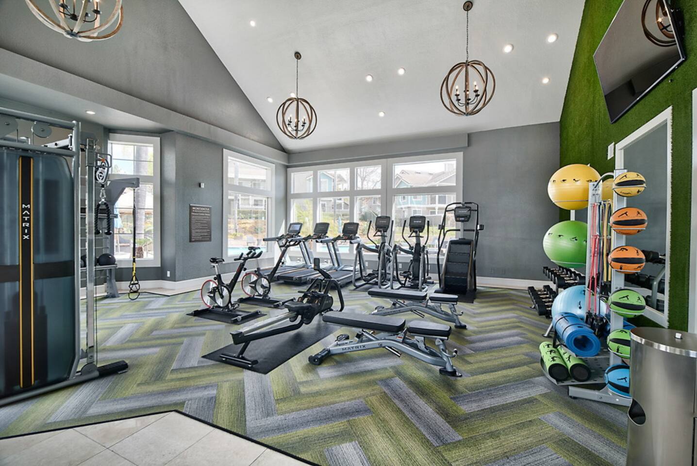 , an Airbnb-friendly apartment in San Diego, CA