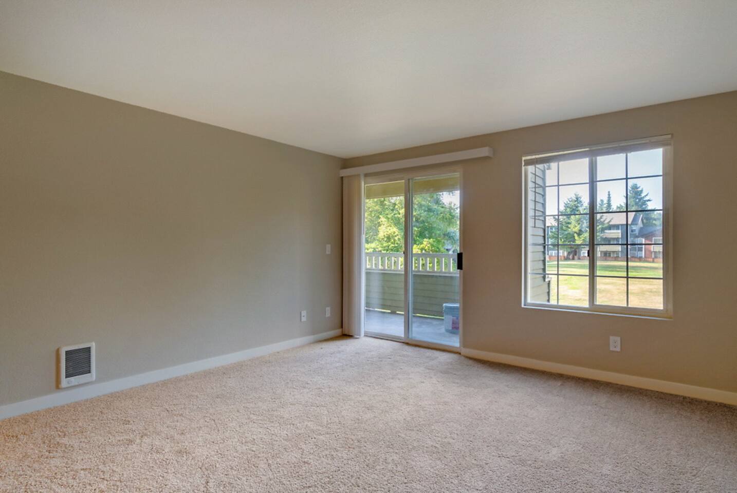 , an Airbnb-friendly apartment in Bothell, WA