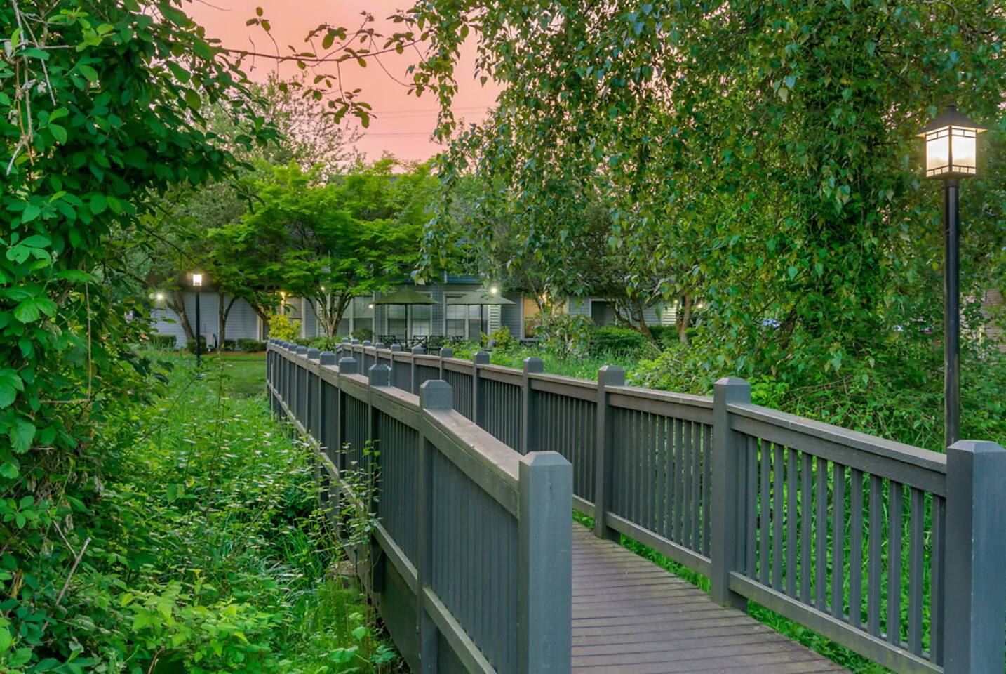 , an Airbnb-friendly apartment in Bothell, WA
