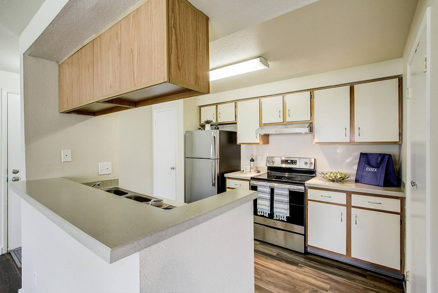, an Airbnb-friendly apartment in Bothell, WA