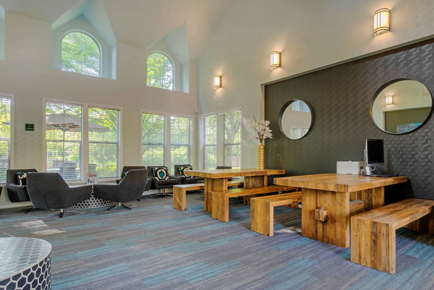 Alternate view of Bothell Ridge, an Airbnb-friendly apartment in Bothell, WA