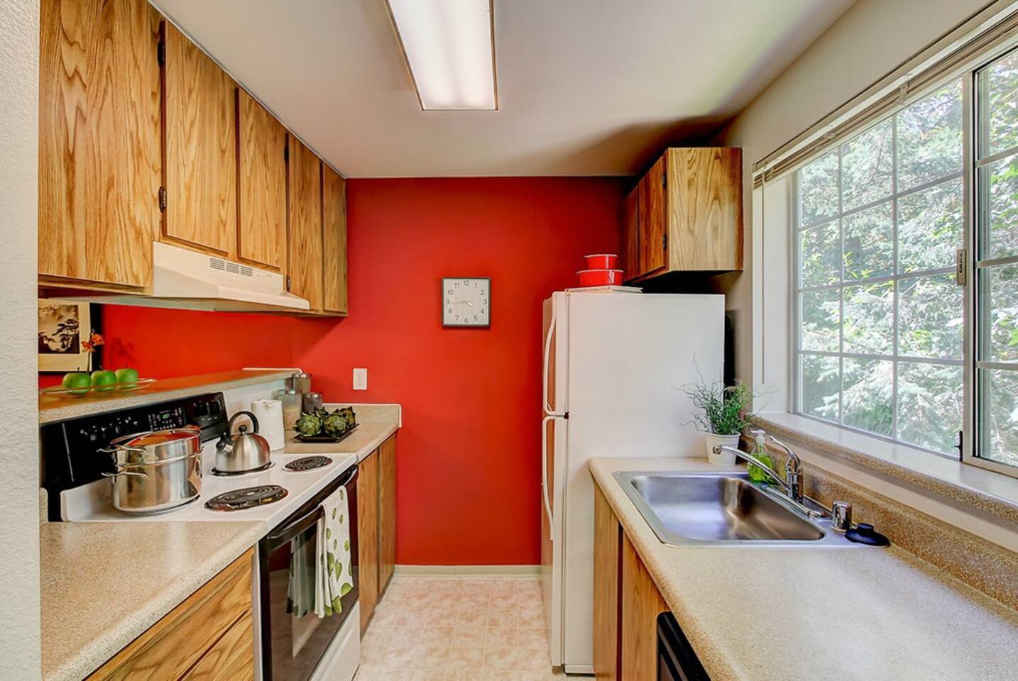 , an Airbnb-friendly apartment in Redmond, WA